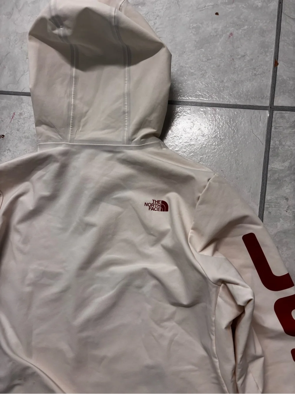 The North Face Men’s Cream Waterproof Japan style Pullover Hoodie Size Xl